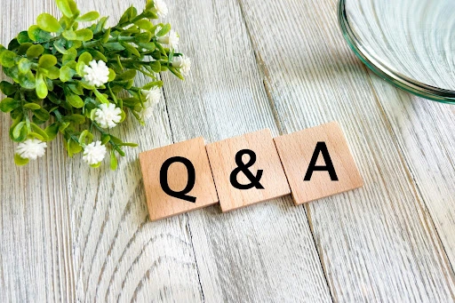 【ヘアメイク監修】女子就活生は髪型で印象アップできる！セットのコツも解説1