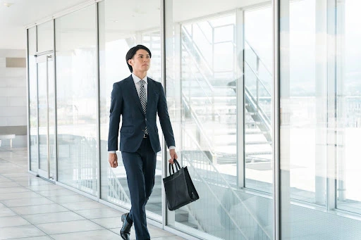 【経験者が語る】恥をかかない男子就活生の「バッグ」選び3